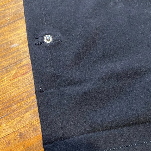 Chico's Black Zenergy pant size 10 - Picture 3 of 9